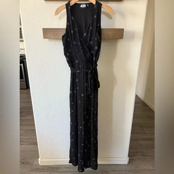 Star Wars|A Rogue One Black Star printed jumpsuit,wide leg & sleeveless•••Boho - Picture 4 of 11